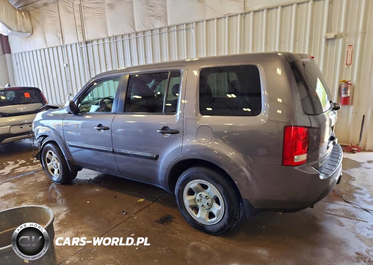 2015 Honda Pilot Lx VIN:5FNYF4H24FB016596 - 2