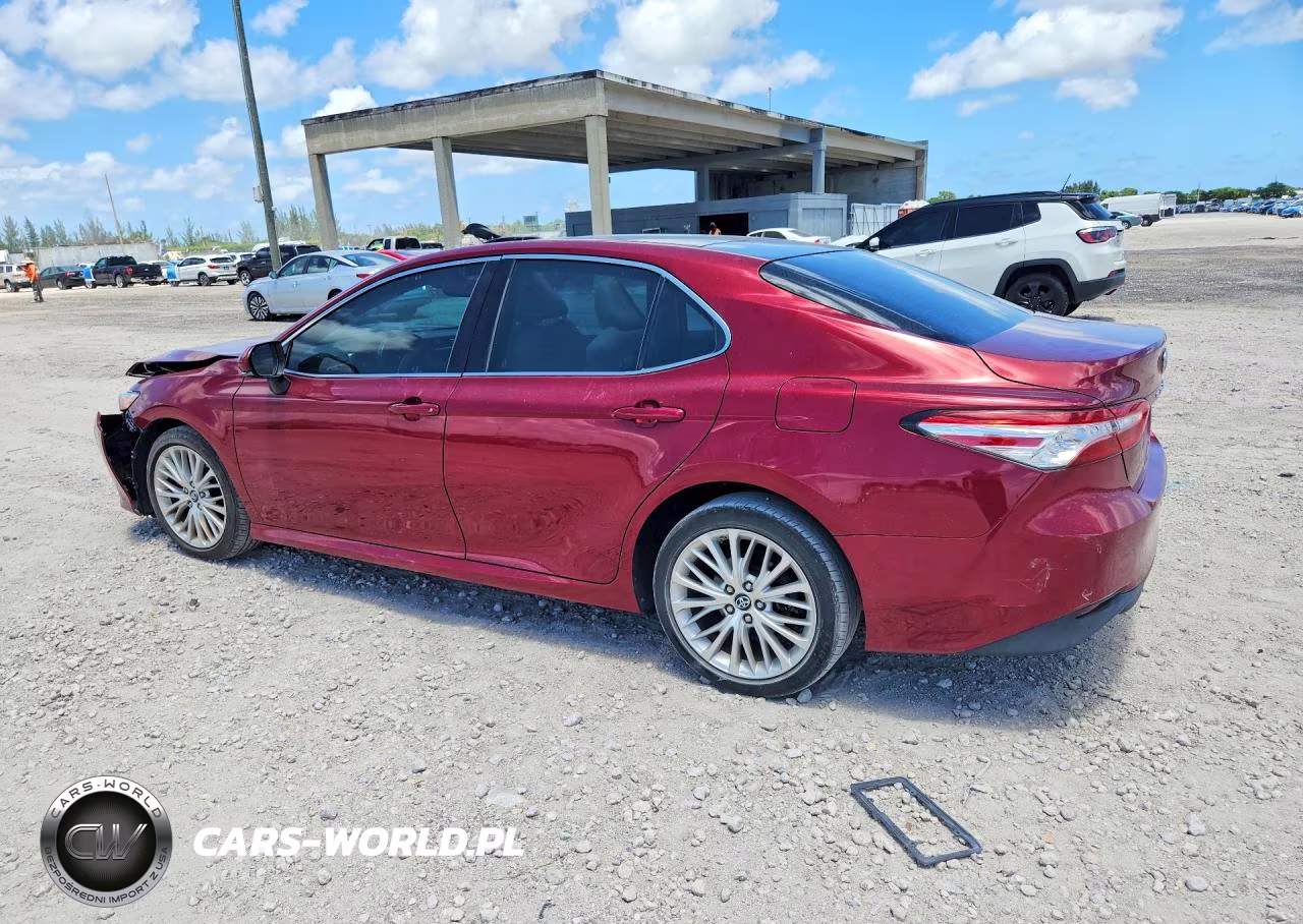 2018 Toyota Camry Xle VIN:4T1B11HK0JU626753 - 2