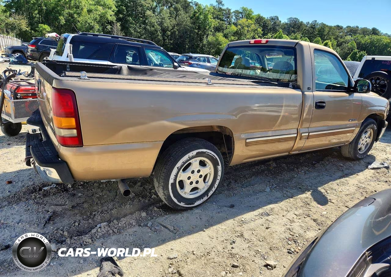 1999 Chevrolet Silverado C1500 VIN:1GCEC14V3XE125435 - 3