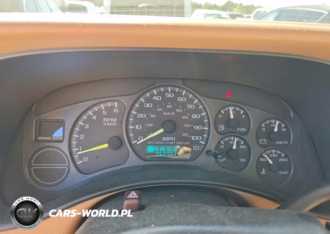 1999 Chevrolet Silverado C1500 VIN:1GCEC14V3XE125435 - 9