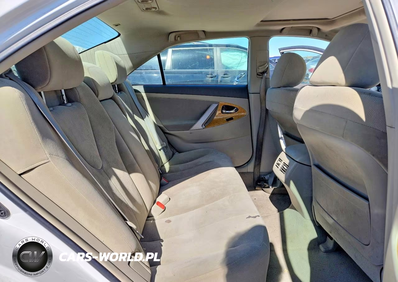 2007 Toyota Camry Xle VIN:4T1BE46KX7U646980 - 10