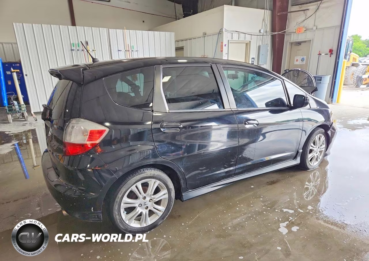 2009 Honda Fit Sport VIN:JHMGE88419S068734 - 3