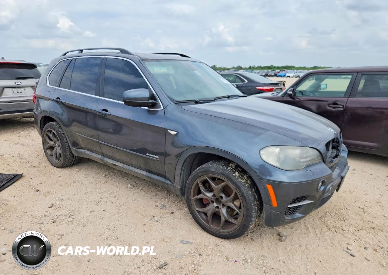 2011 BMW X5 xDrive50I VIN:5UXZV8C59BL420872 - 4
