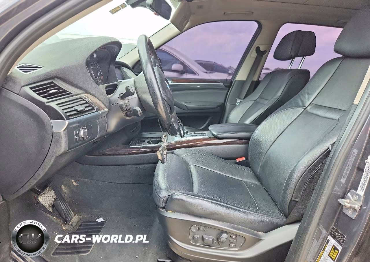 2011 BMW X5 xDrive50I VIN:5UXZV8C59BL420872 - 7