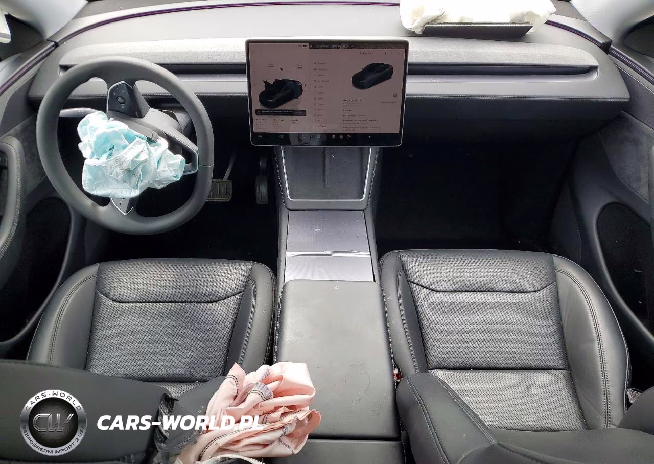 2026 Tesla Model Y VIN:7SAYGDEE3TF516453 - 8