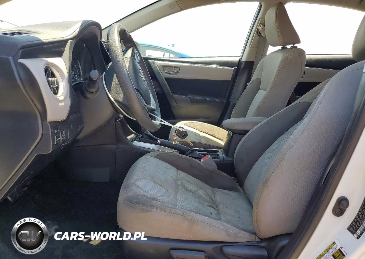 2017 Toyota Corolla Le VIN:5YFBURHE2HP653139 - 7