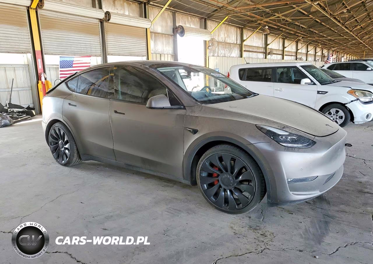 2022 Tesla Model Y VIN:7SAYGDEF2NF410989 - 4