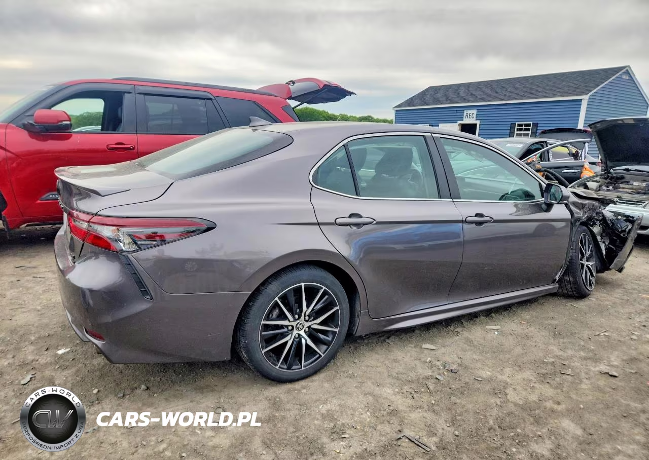 2023 Toyota Camry Se VIN:4T1T11BK6PU102125 - 3