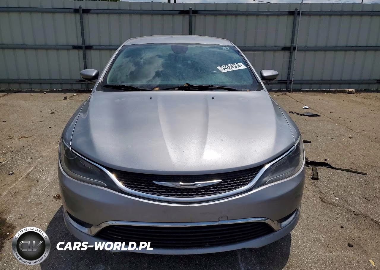 2015 Chrysler 200 Limited VIN:1C3CCCABXFN577446 - 5