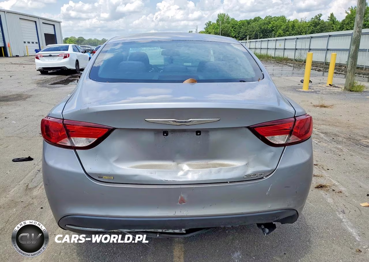 2015 Chrysler 200 Limited VIN:1C3CCCABXFN577446 - 6