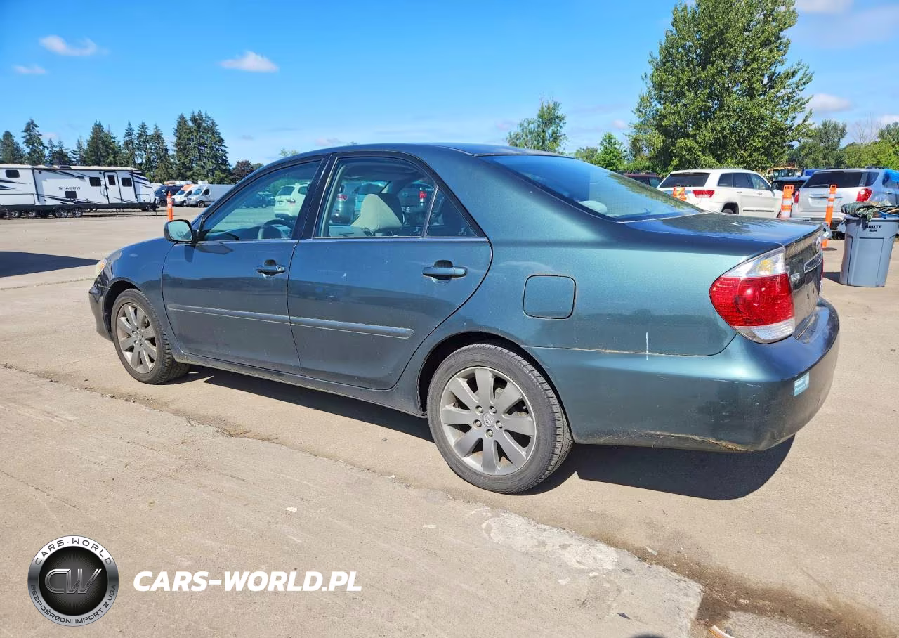2005 Toyota Camry Le VIN:4T1BE30K25U056904 - 2