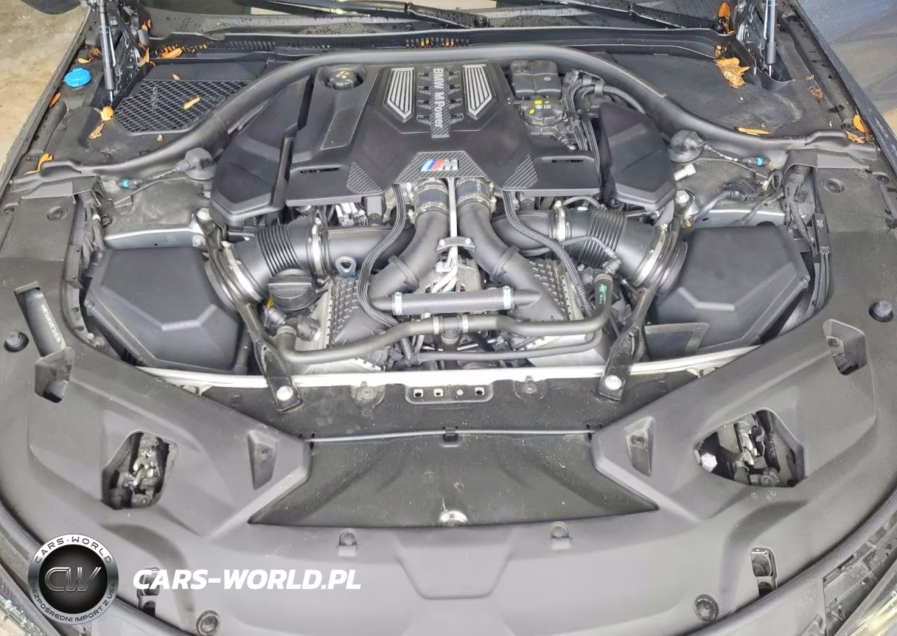 2024 BMW M8 VIN:WBSGV0C01RCS01101 - 11