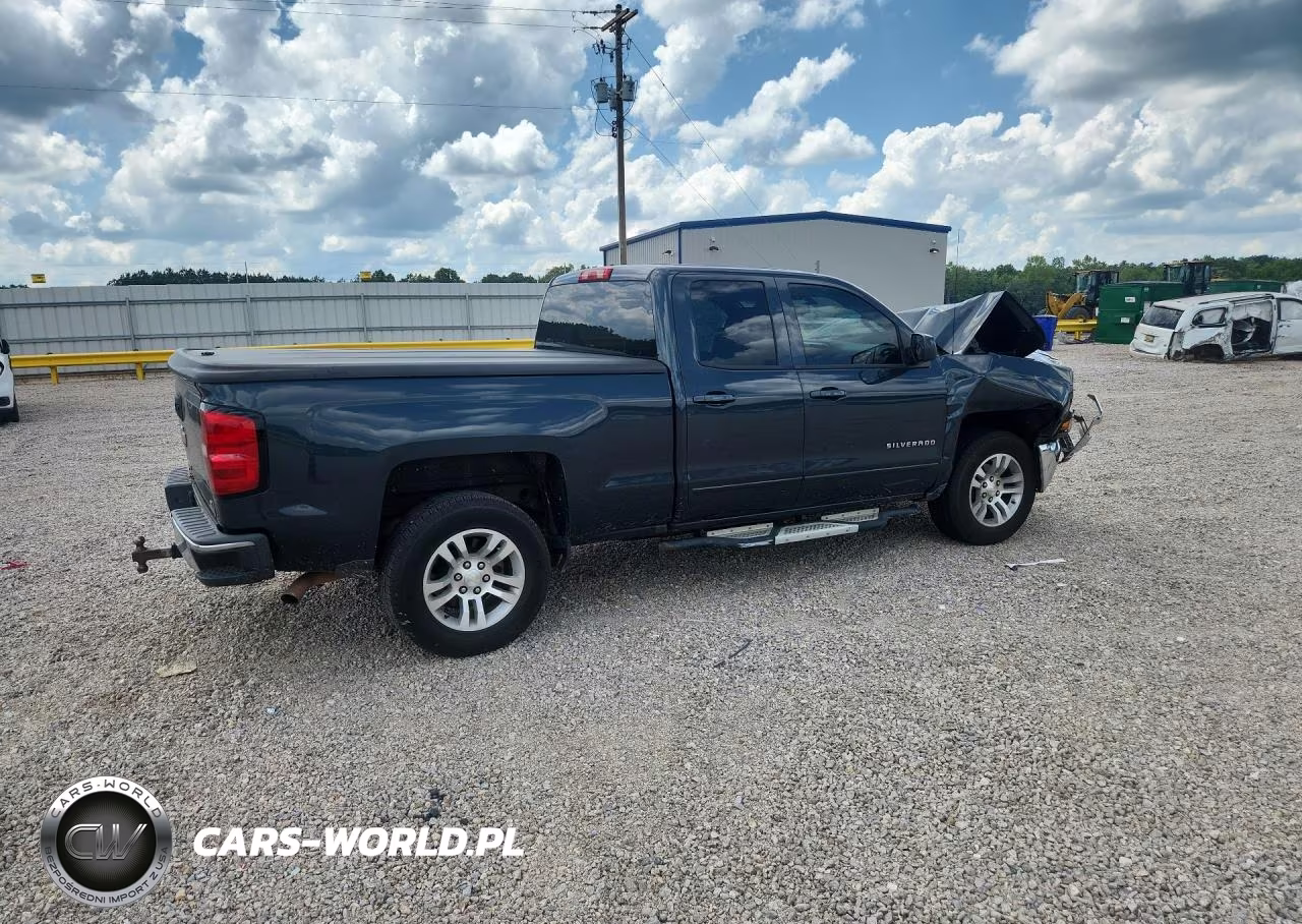 2017 Chevrolet Silverado C1500 Lt VIN:1GCRCREC1HZ359340 - 3