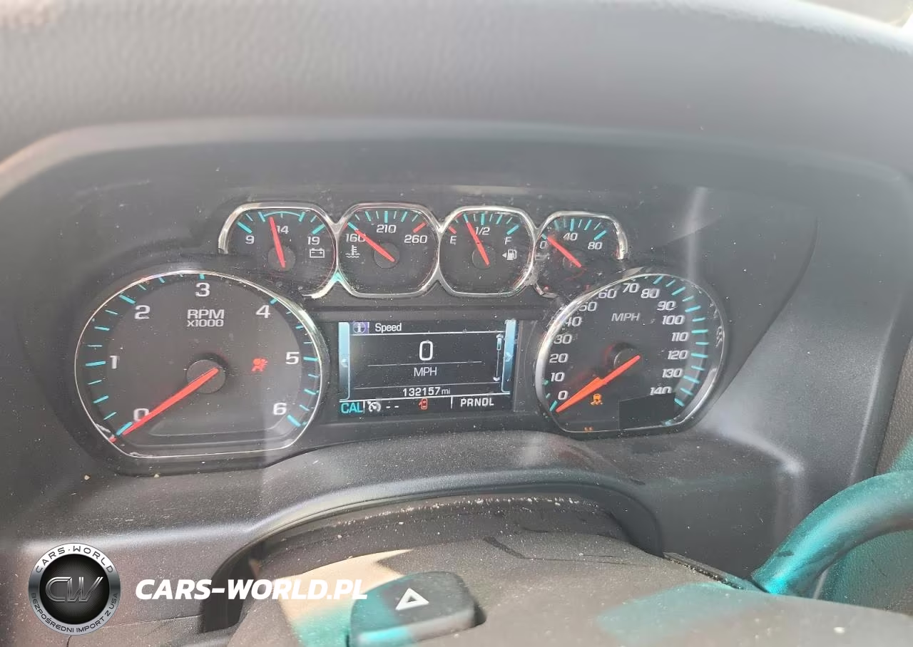 2017 Chevrolet Silverado C1500 Lt VIN:1GCRCREC1HZ359340 - 9
