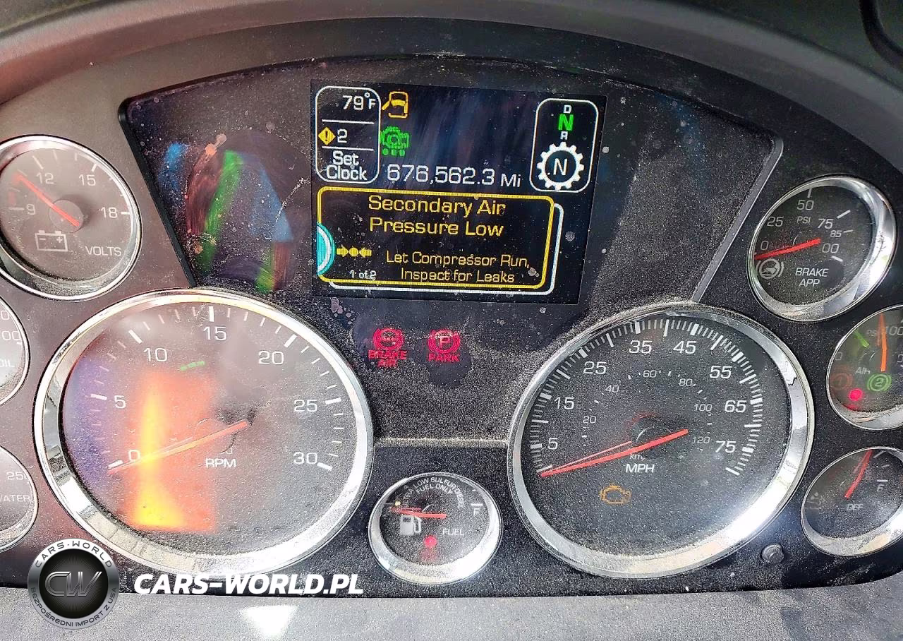 2020 Kenworth T680 Semi Truck VIN:1XKYDP9X8LJ371197 - 8
