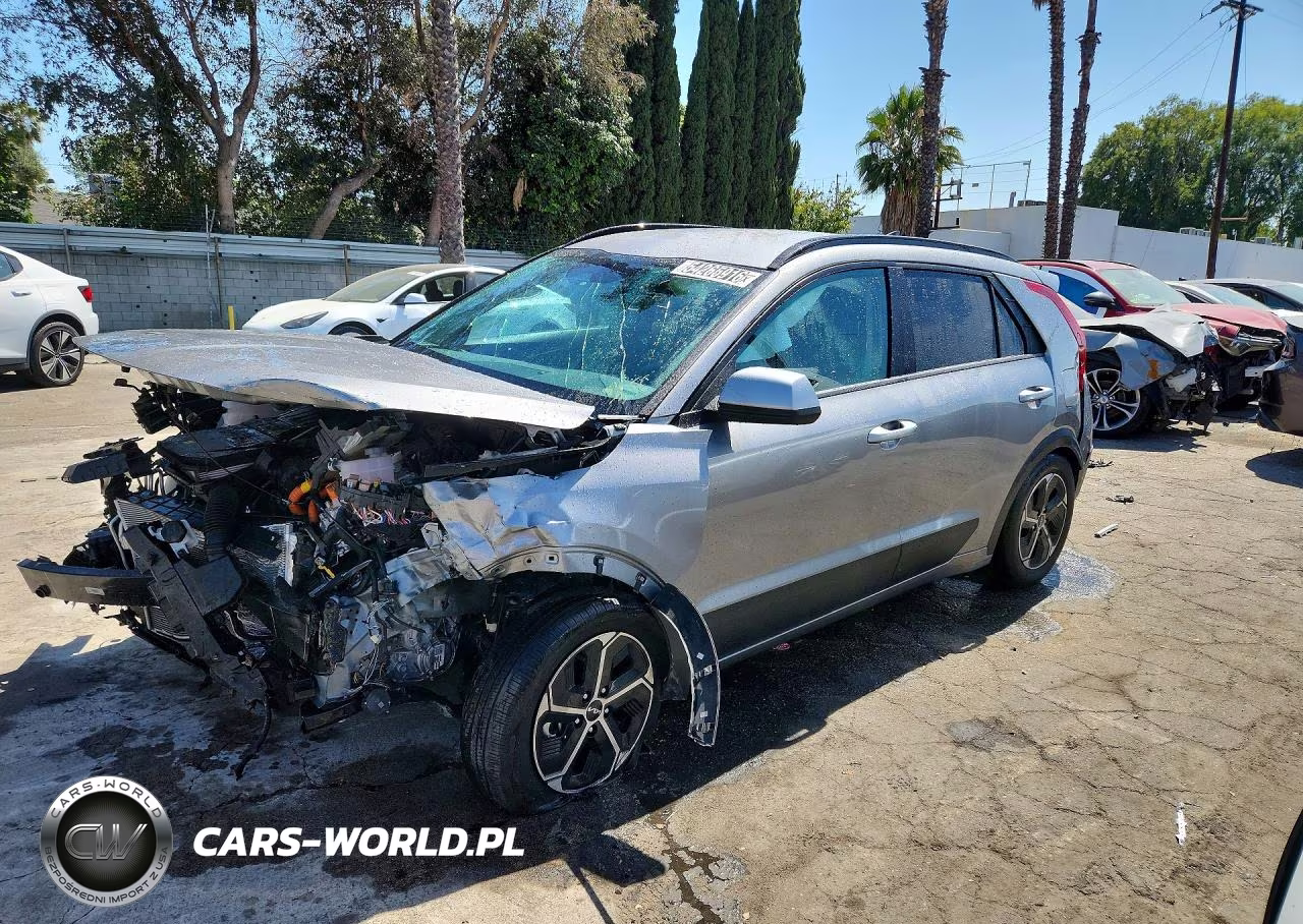 2025 Kia Niro Lx – zdjęcie 1 z 13