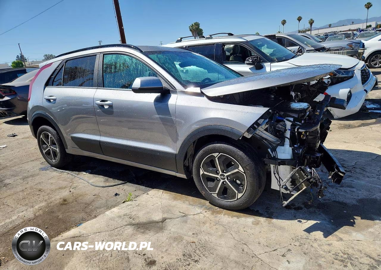 2025 Kia Niro Lx VIN:KNDCP3LE5S5278500 - 4