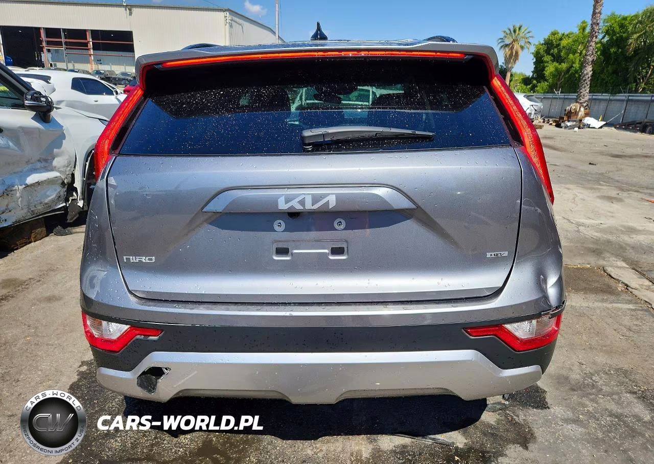 2025 Kia Niro Lx VIN:KNDCP3LE5S5278500 - 6