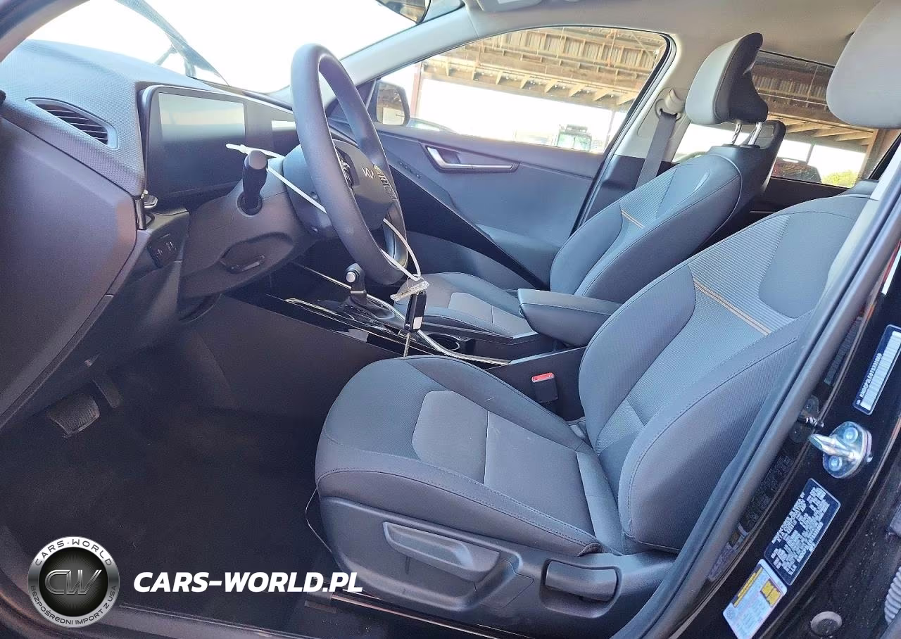 2026 Kia Niro Lx VIN:KNDCP3LE0T5331069 - 7
