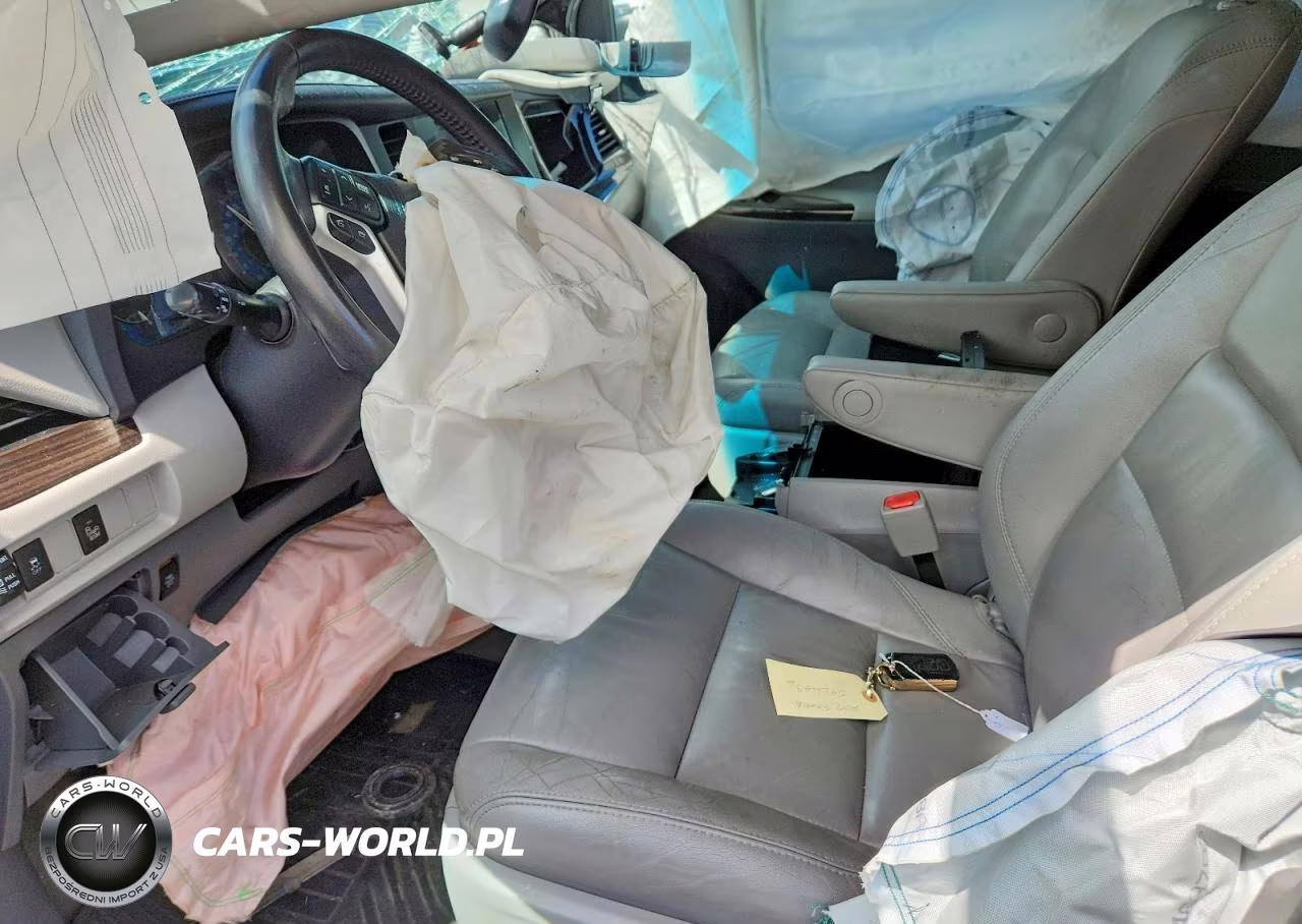 2017 Toyota Sienna Xle 7-Passenger VIN:5TDDZ3DC2HS174058 - 7