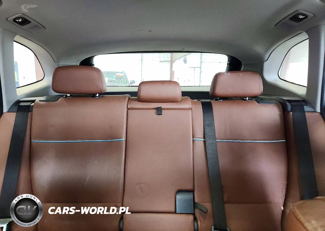 2015 BMW X1 xDrive28I VIN:WBAVL1C54FVY29690 - 10