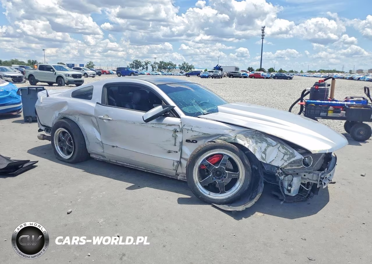 2012 Ford Mustang Gt VIN:1ZVBP8CF3C5284215 - 4