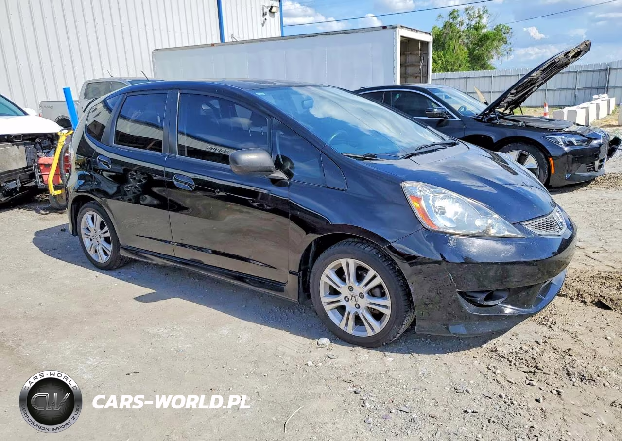 2009 Honda Fit Sport VIN:JHMGE88479S032675 - 4