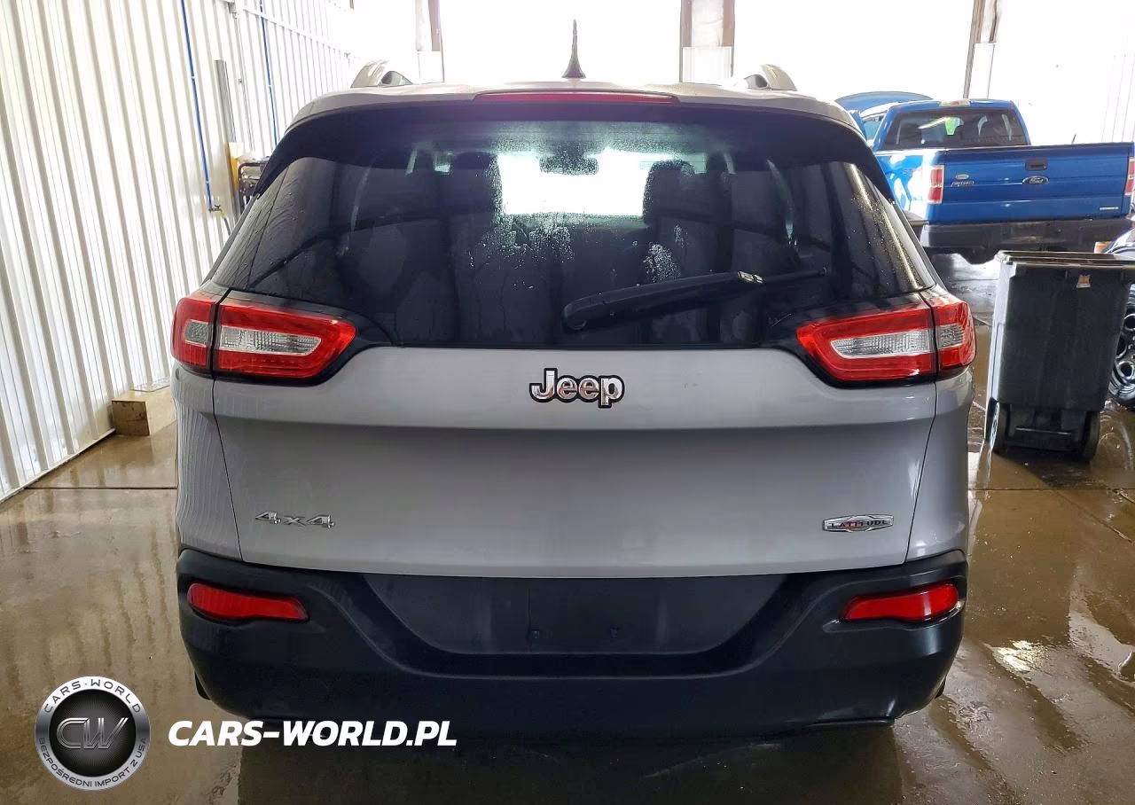 2014 Jeep Cherokee Latitude VIN:1C4PJMCB3EW211777 - 6