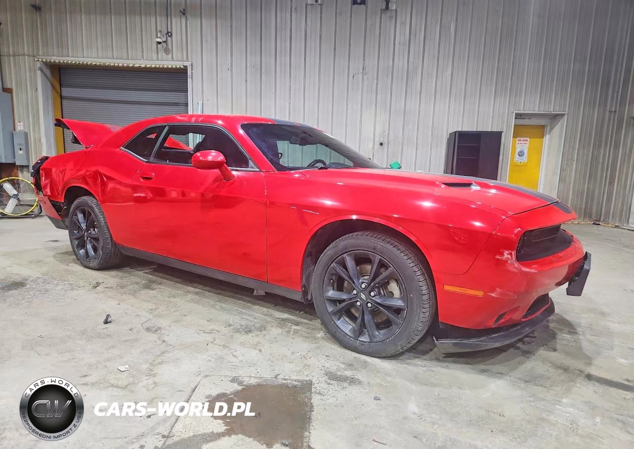 2021 Dodge Challenger Sxt VIN:2C3CDZGG2MH611081 - 4