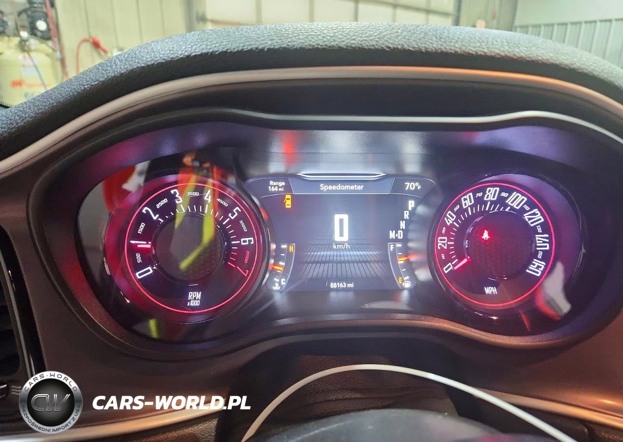 2021 Dodge Challenger Sxt VIN:2C3CDZGG2MH611081 - 9