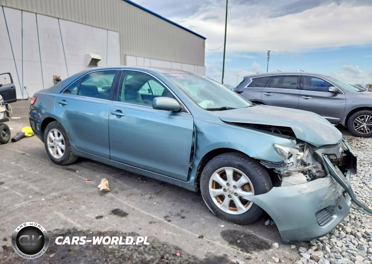 2011 Toyota Camry Le VIN:4T1BF3EK1BU699522 - 4