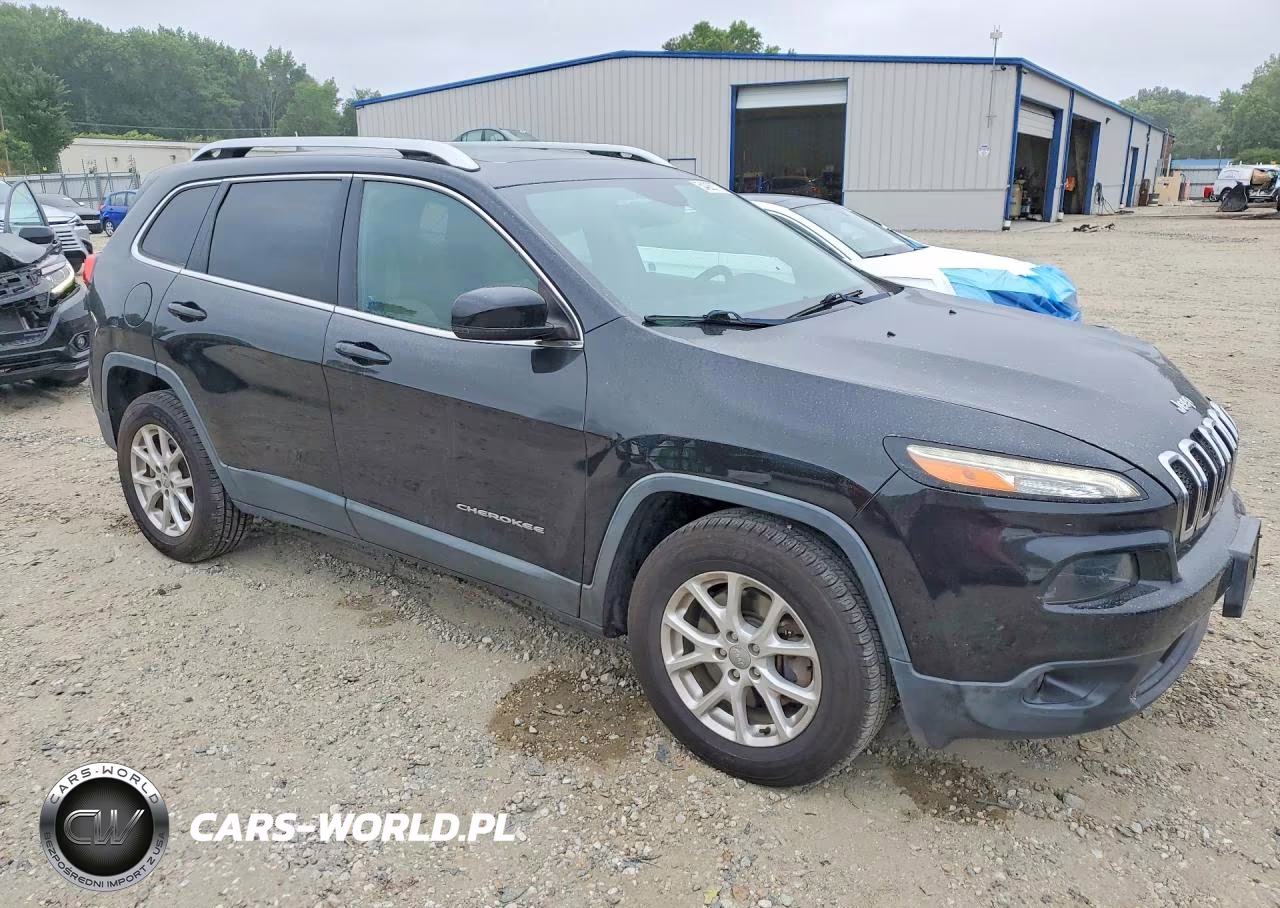 2016 Jeep Cher 4D Latitude VIN:1C4PJMCB5GW131786 - 4