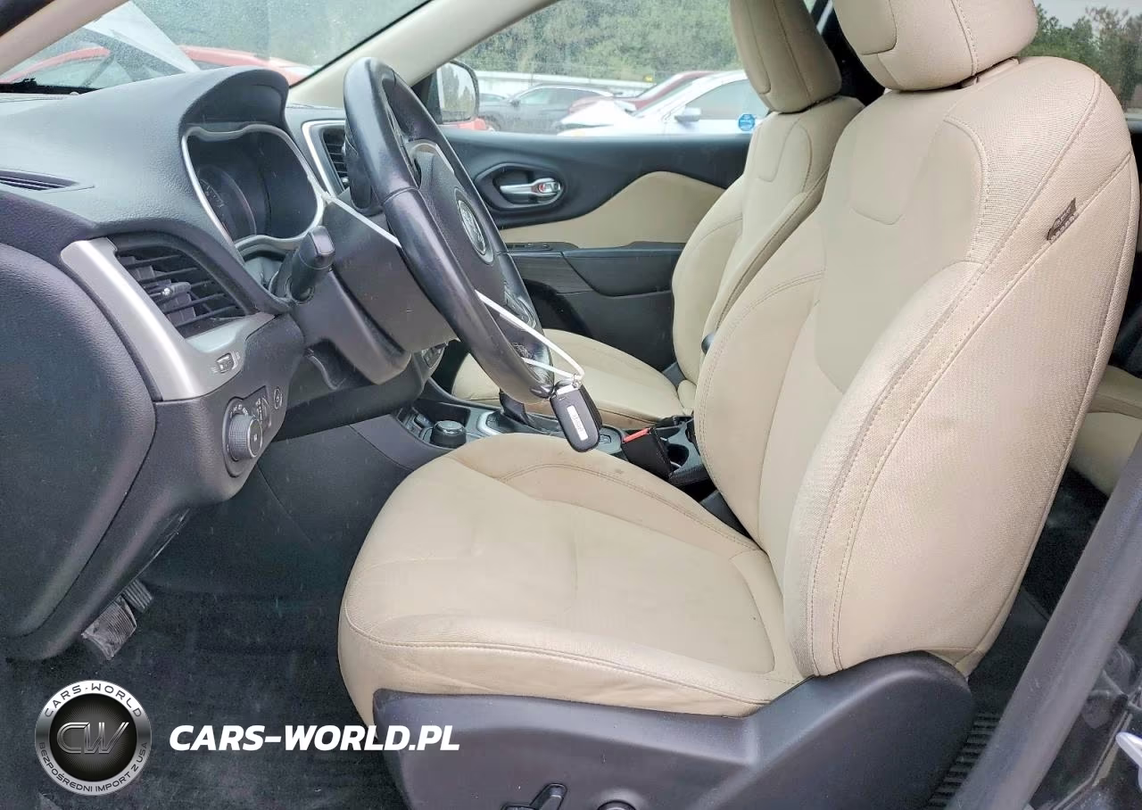 2016 Jeep Cher 4D Latitude VIN:1C4PJMCB5GW131786 - 7