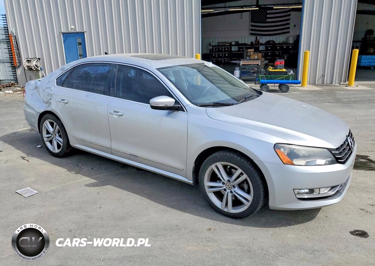 2013 Volkswagen Passat Sel VIN:1VWCN7A31DC074075 - 4