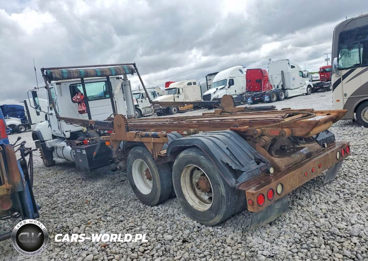 2006 Mack 700 Cv700 VIN:1M2AG10C76M037124 - 3
