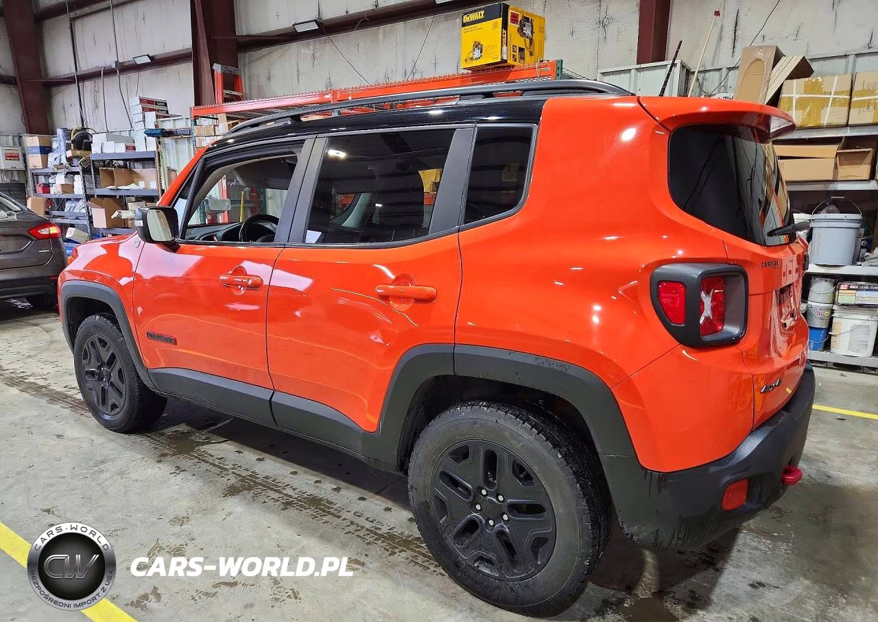 2018 Jeep Renegade Trailhawk VIN:ZACCJBCB3JPG96822 - 2