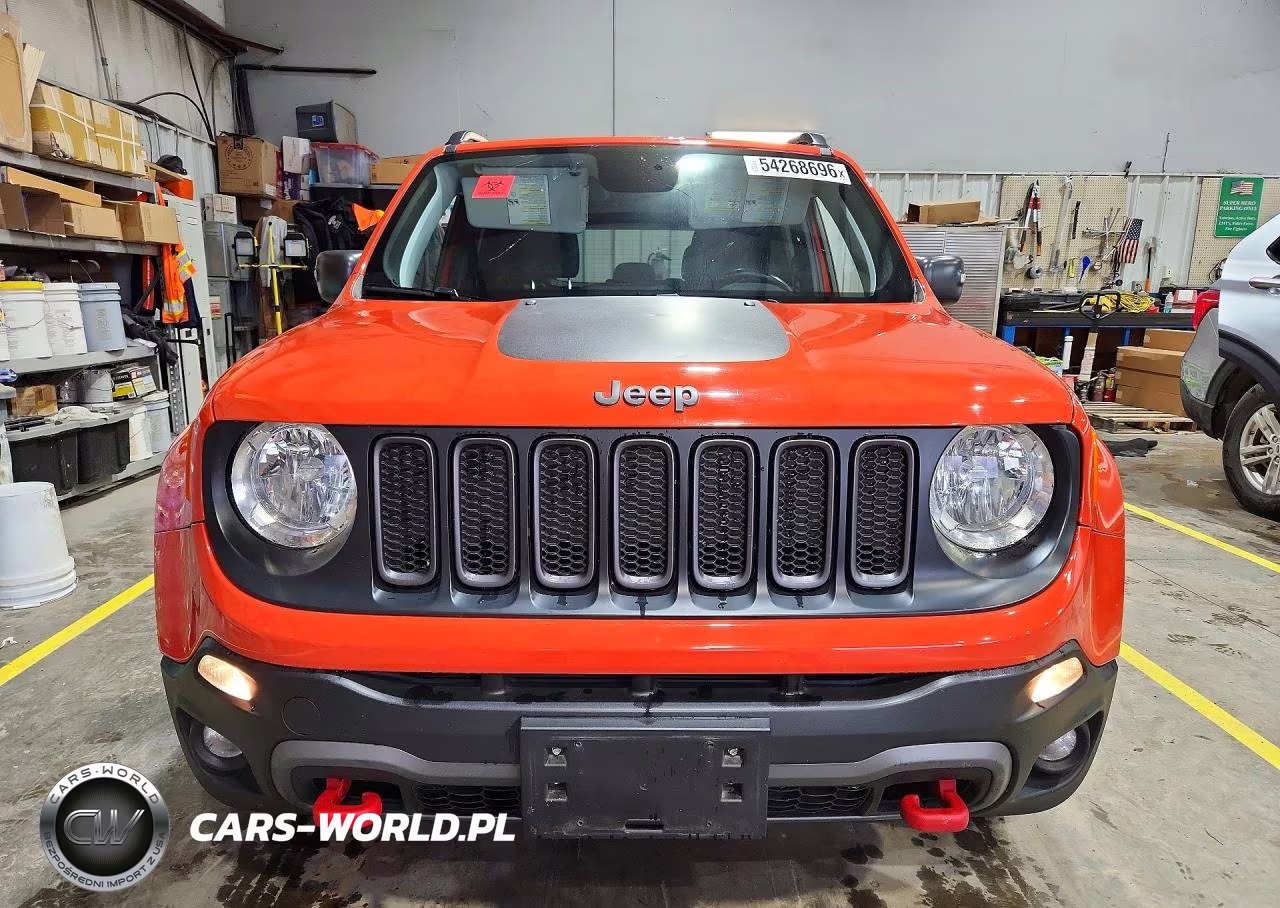 2018 Jeep Renegade Trailhawk VIN:ZACCJBCB3JPG96822 - 5
