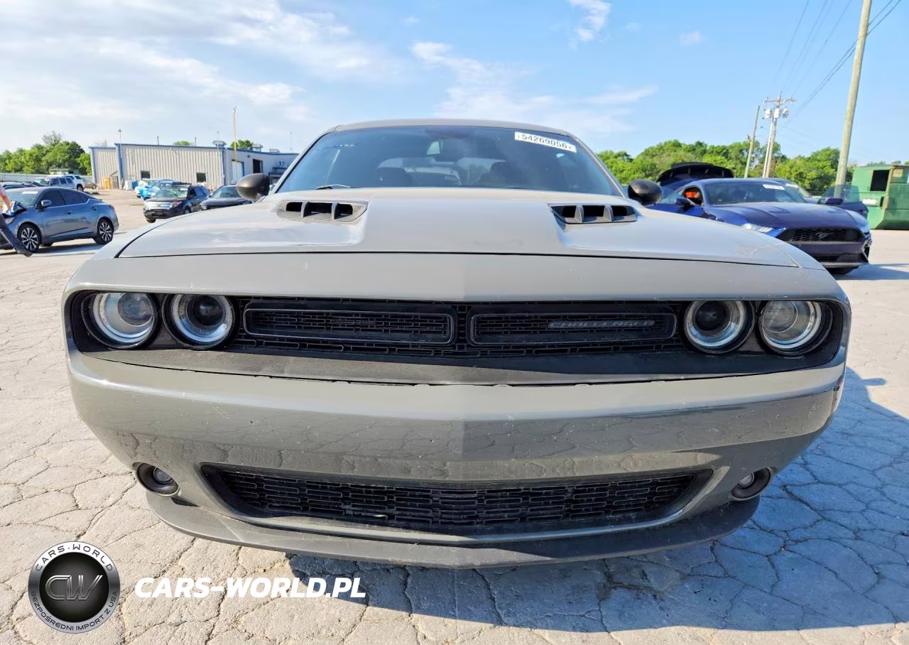 2018 Dodge Challenger Sxt VIN:2C3CDZAG0JH120593 - 5