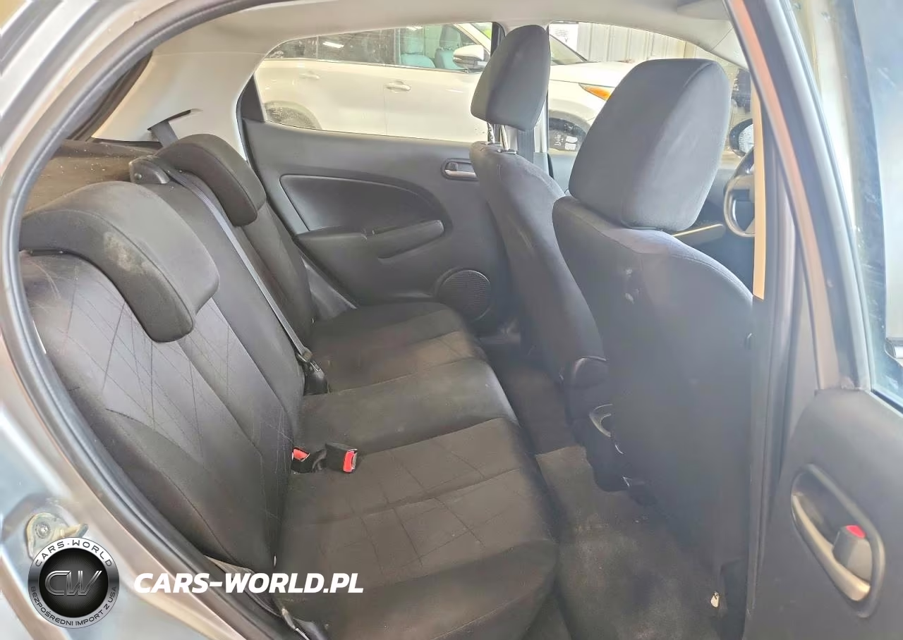 2012 Mazda Mazda2 VIN:JM1DE1KZ8C0133131 - 10