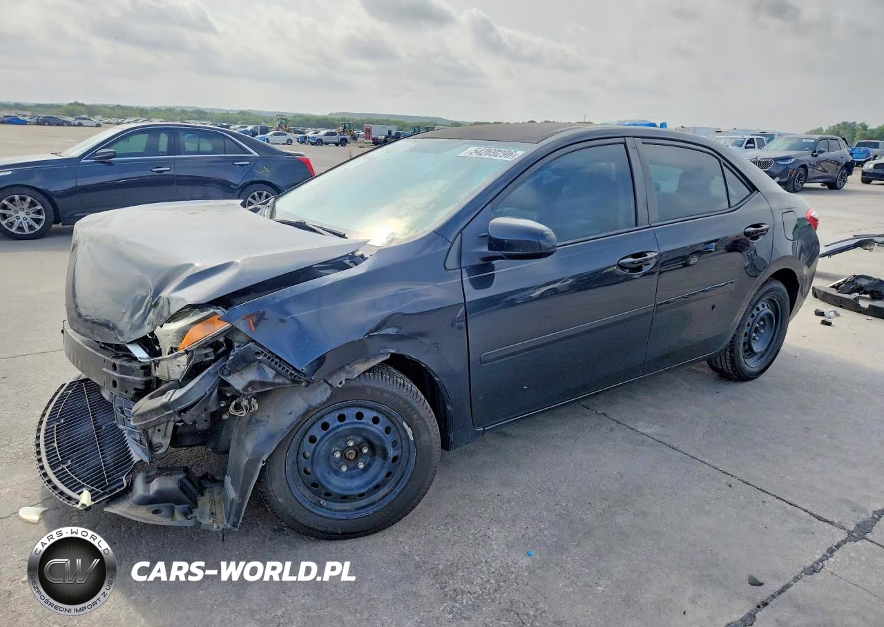 2015 Toyota Corolla Le – zdjęcie 1 z 13