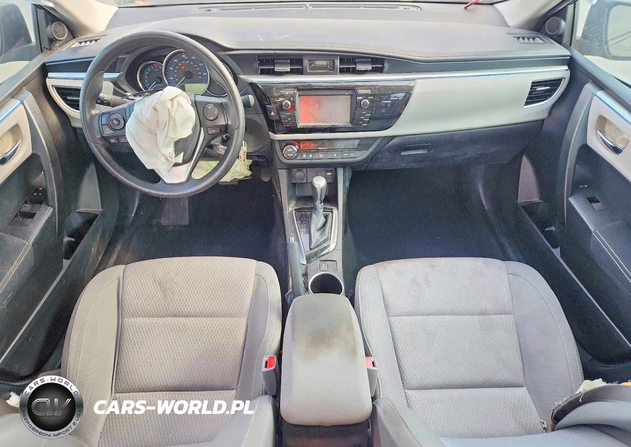 2015 Toyota Corolla Le VIN:5YFBURHE2FP345238 - 8