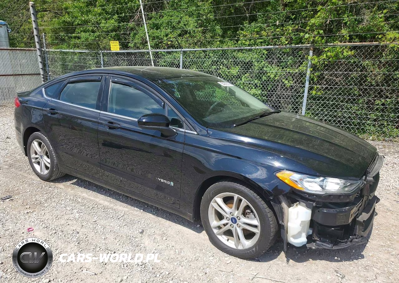 2018 Ford Fusion VIN:3FA6P0LU3JR276491 - 4