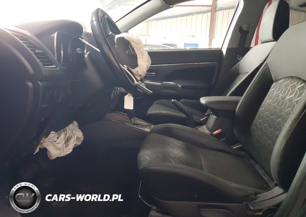 2020 Mitsubishi Outlander Sport VIN:JA4AP4AU7LU025753 - 7