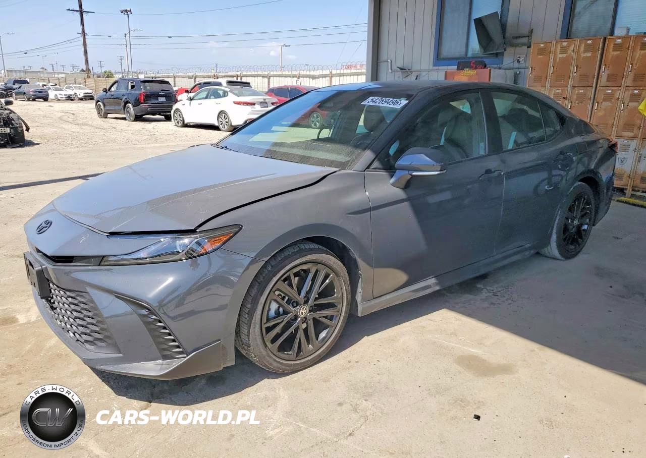 2025 Toyota Camry Se – zdjęcie 1 z 12