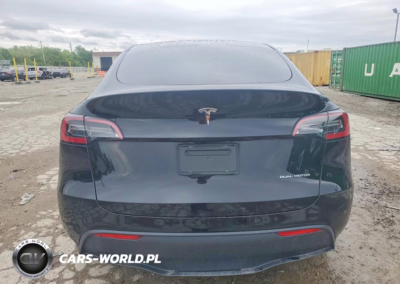 2023 Tesla Model Y VIN:7SAYGDEE9PA168046 - 6