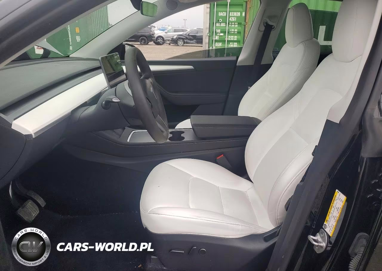 2023 Tesla Model Y VIN:7SAYGDEE9PA168046 - 7