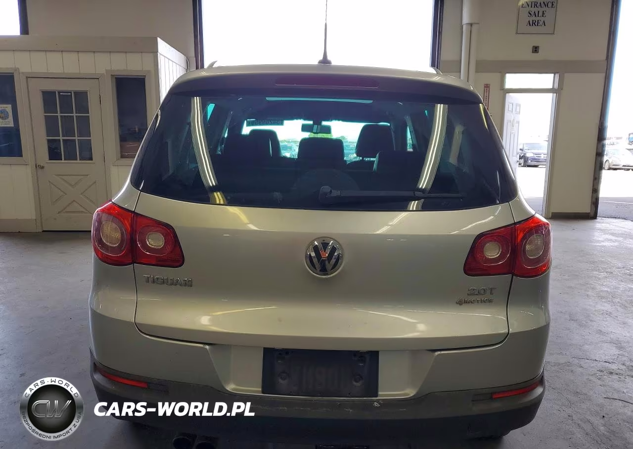 2010 Volkswagen Tiguan Se VIN:WVGBV7AXXAW529884 - 6