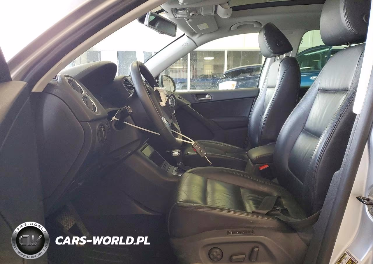 2010 Volkswagen Tiguan Se VIN:WVGBV7AXXAW529884 - 7