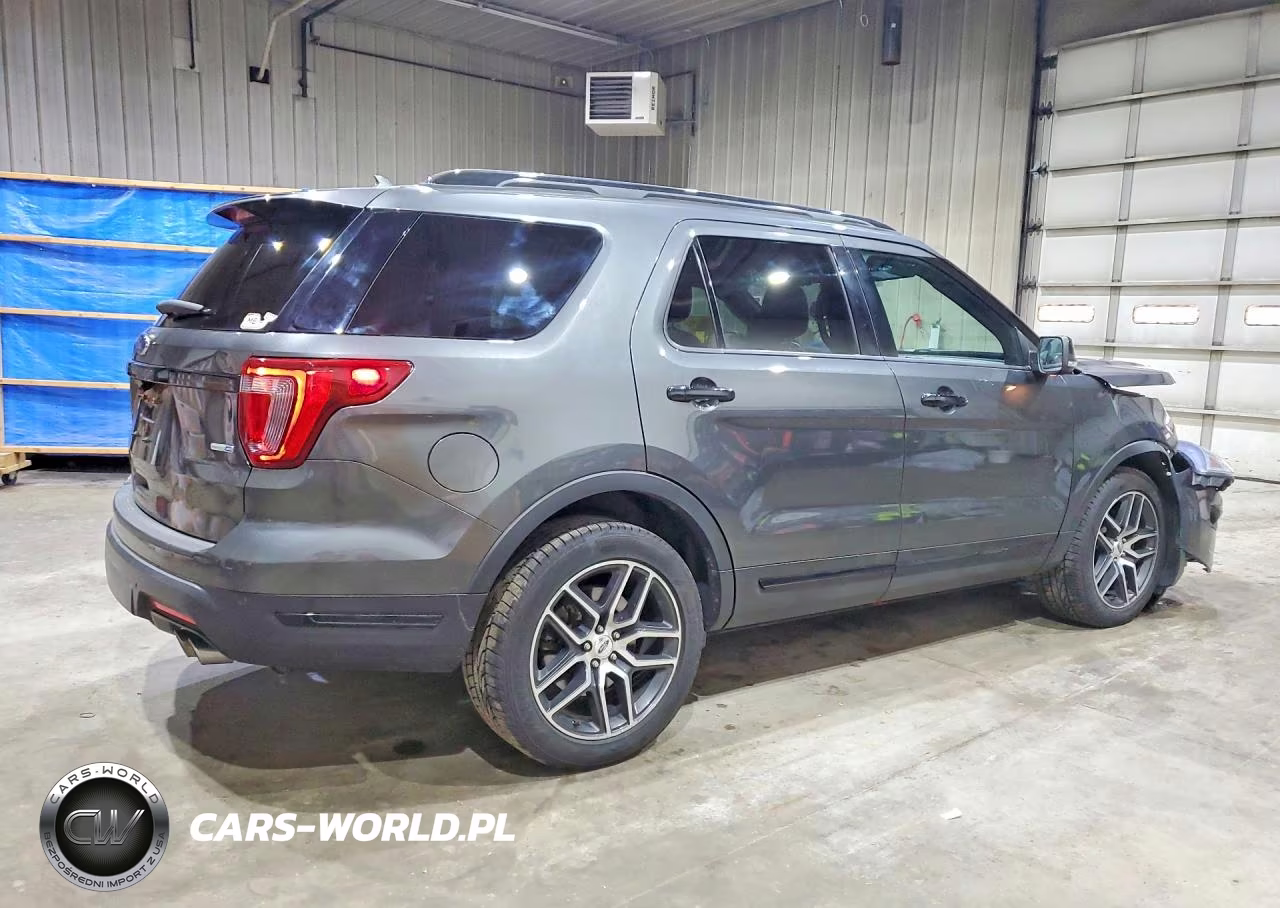 2019 Ford Explorer Sport VIN:1FM5K8GT4KGB10652 - 3