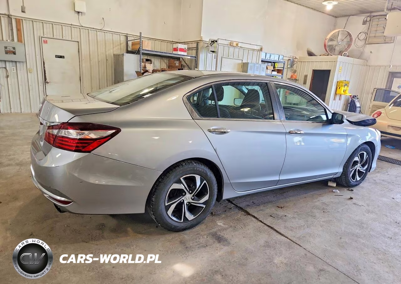 2017 Honda Accord Lx VIN:1HGCR2F35HA239597 - 3